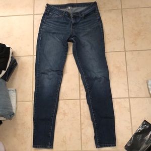 Jennifer Lopez jeans